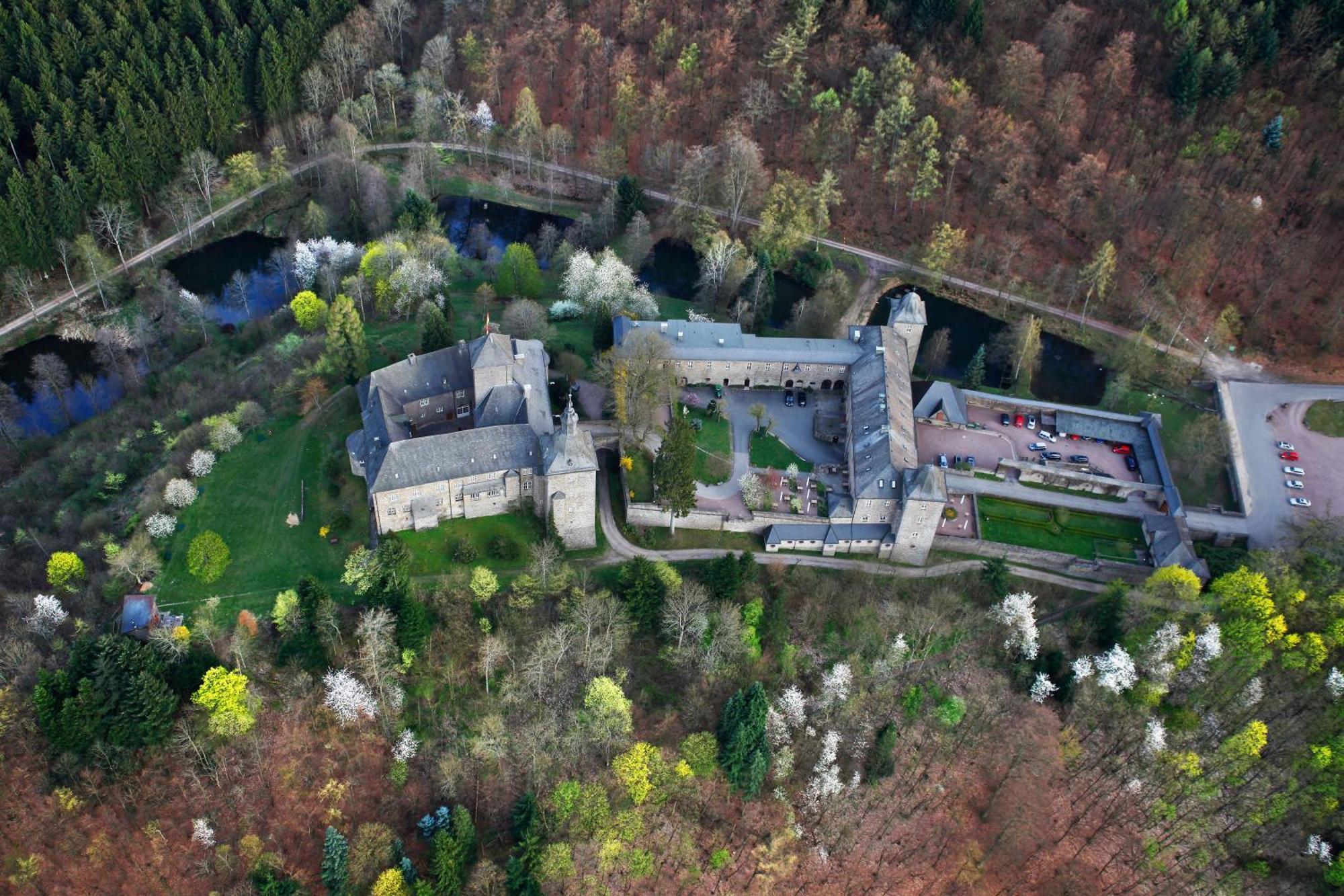 Hotel Und Restaurant Burg Schnellenberg Attendorn Zewnętrze zdjęcie